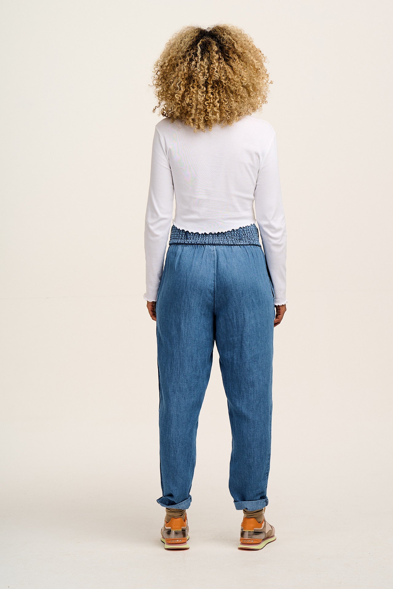 Alexa - Cotton & Hemp Trousers in Mid Wash Blue