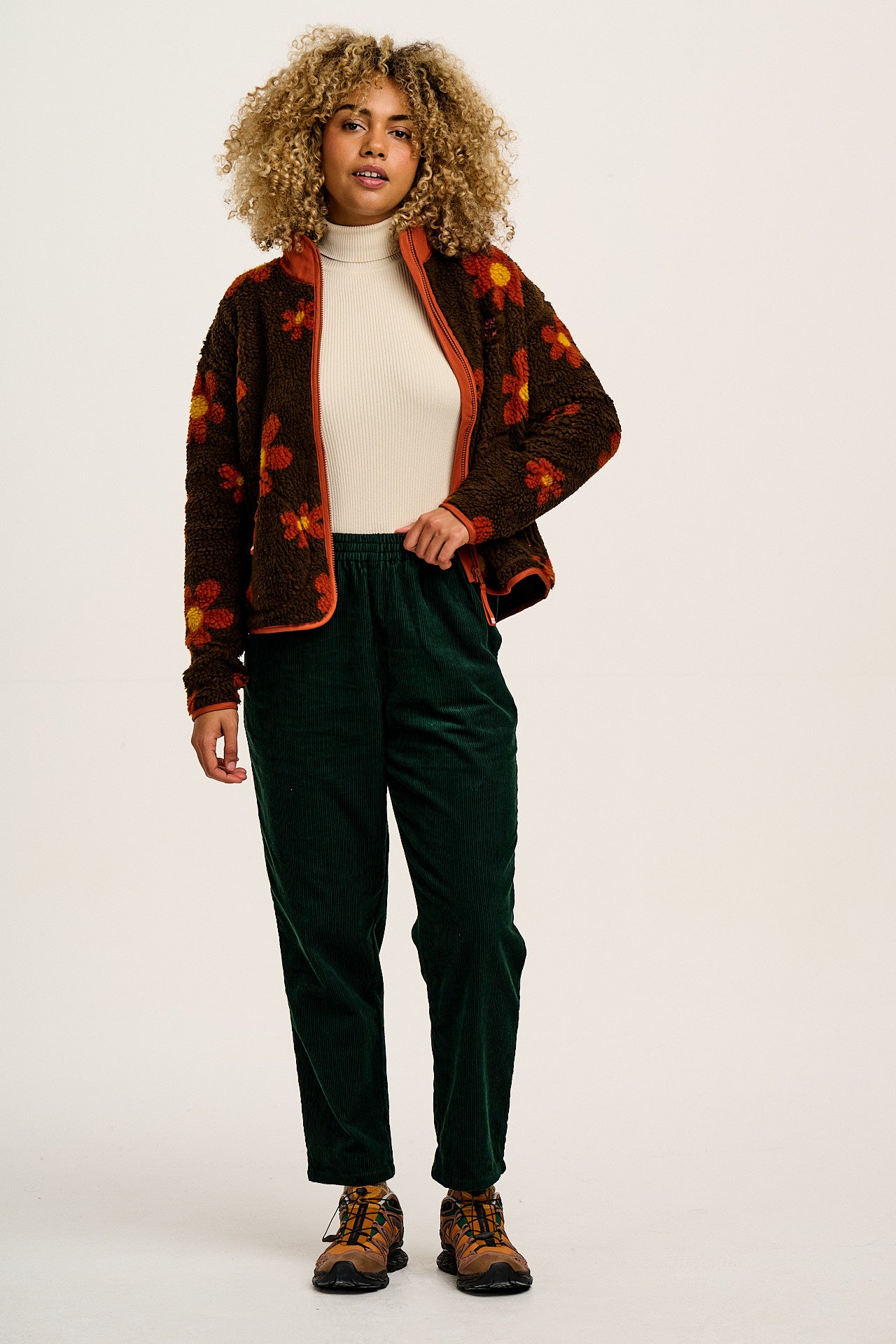 Billie - Corduroy Trousers in Posy Green