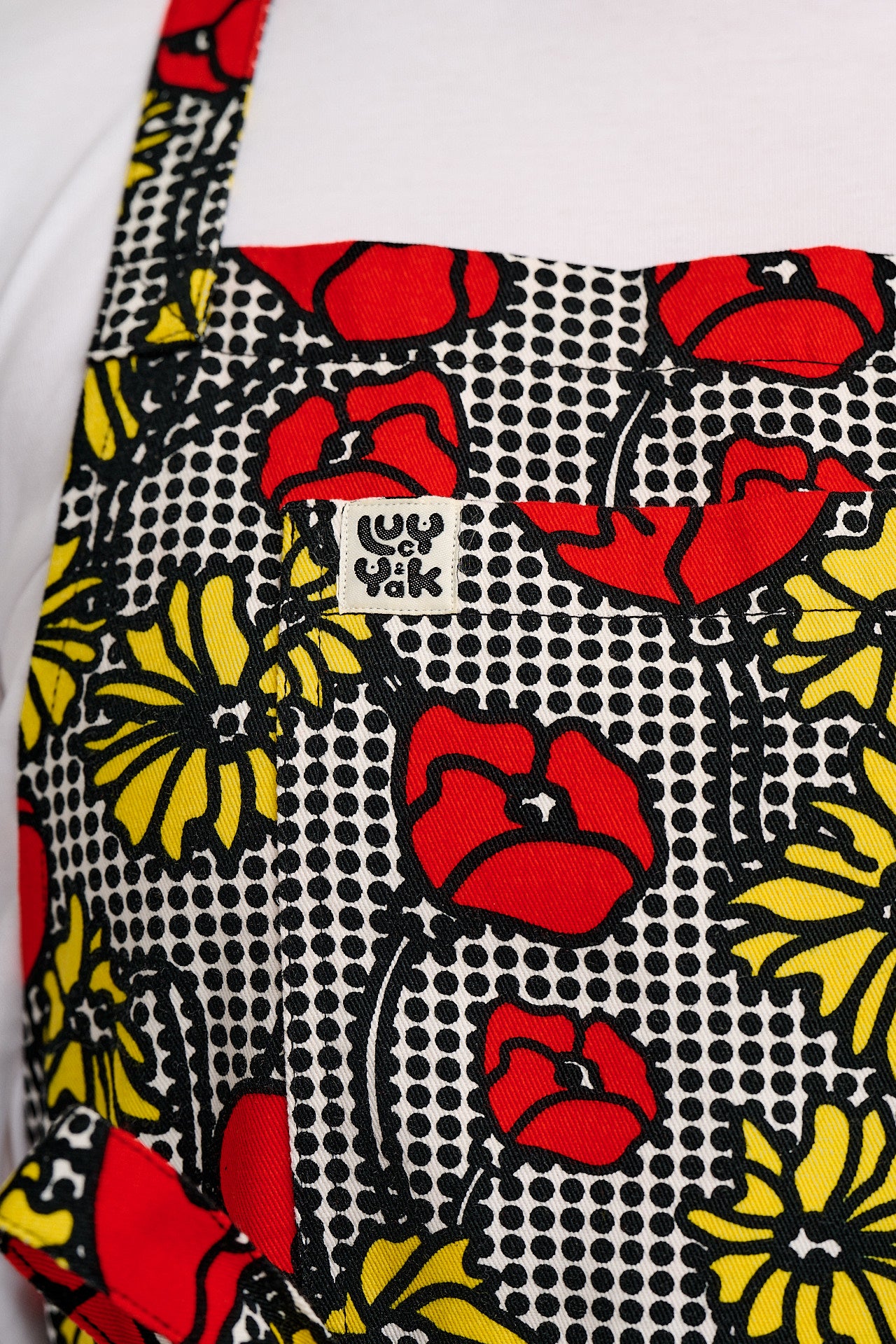 Ada - Cotton Apron in Poppy Comic Print