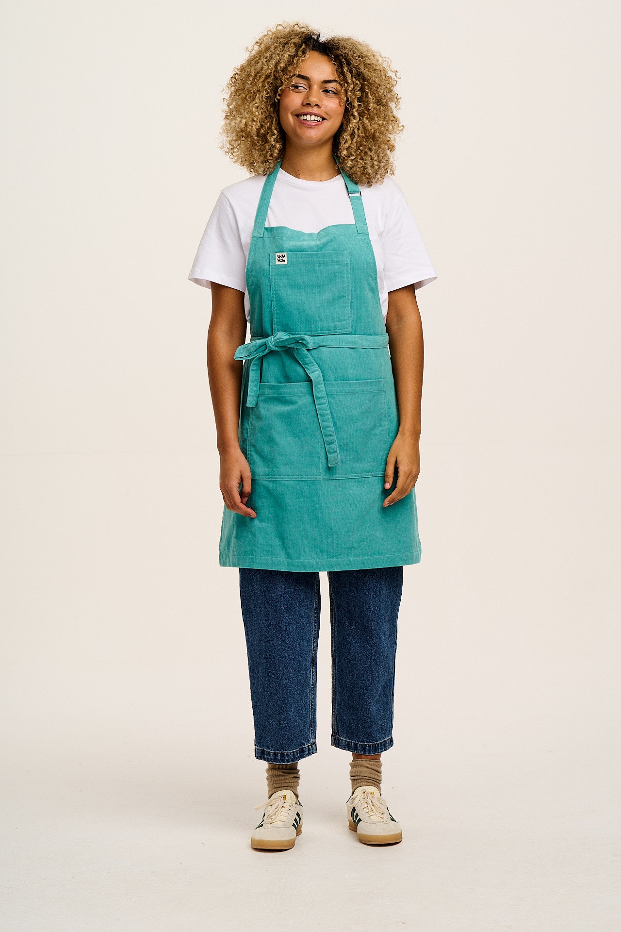 Ada - Corduroy Apron in Jade Green