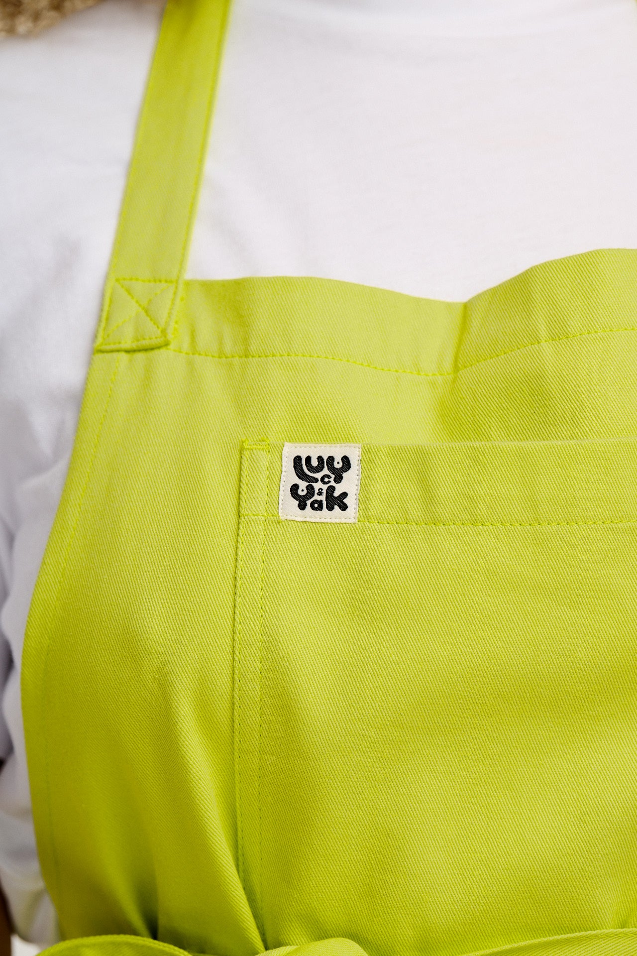 Ada - Cotton Apron in Lime