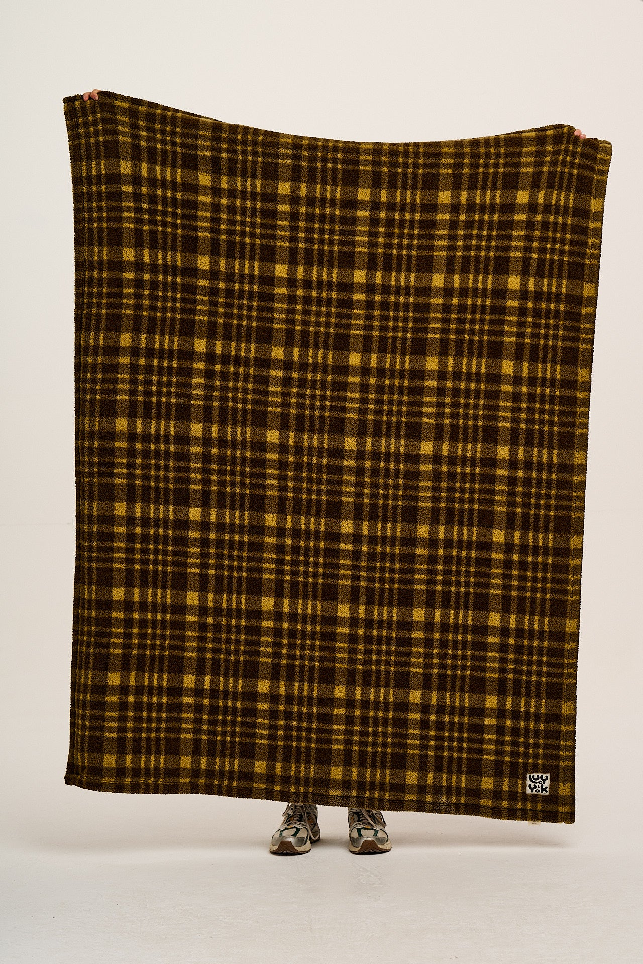 Braith - Borg Fleece Blanket in Brown Cher Check Print