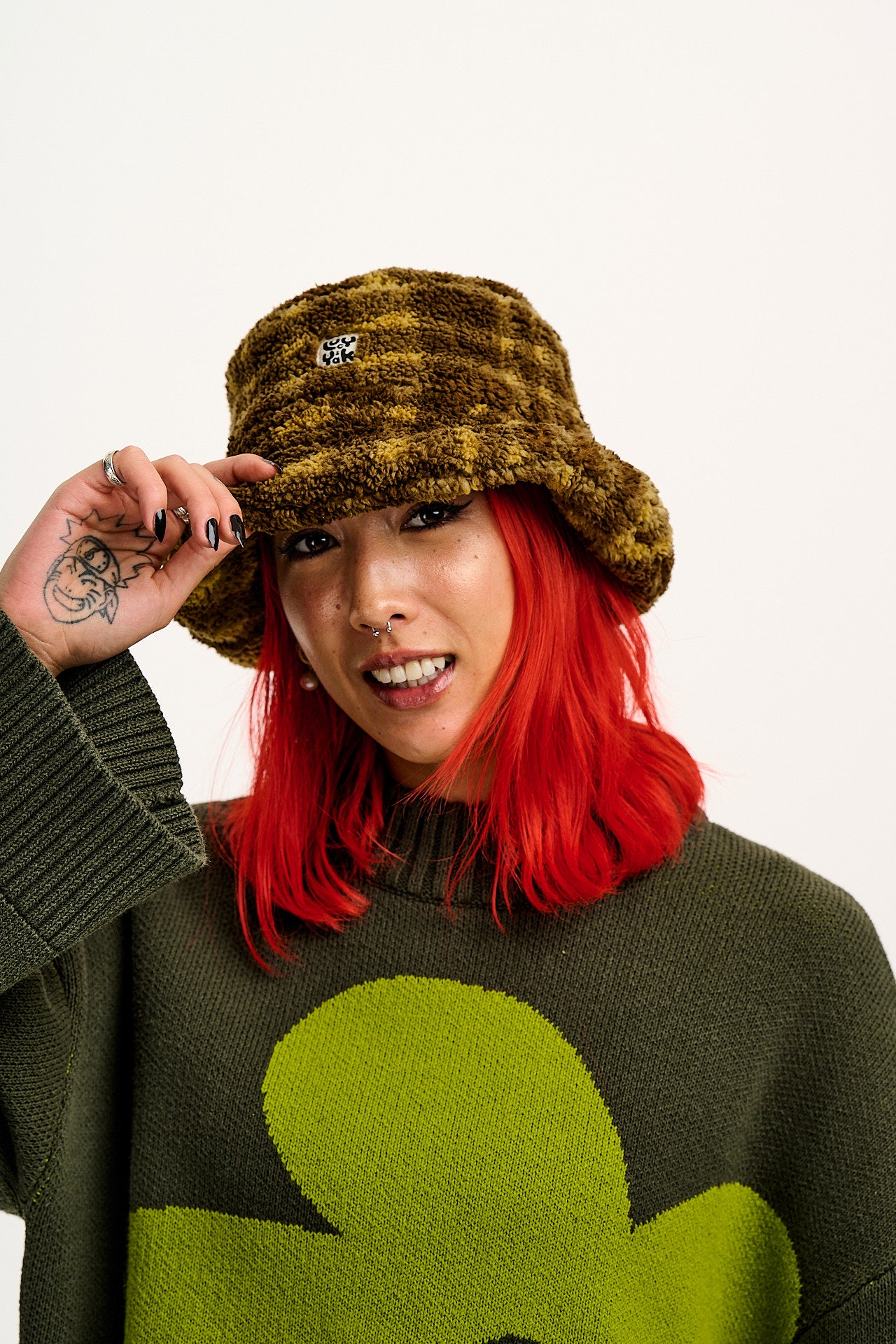 Travis - Borg Fleece Bucket Hat in Brown Cher Check Print