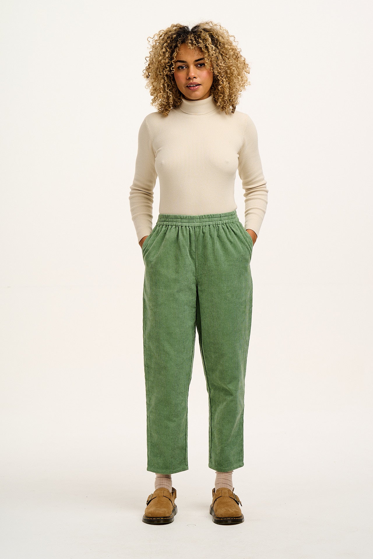 Billie - Corduroy Trousers in Green Bay