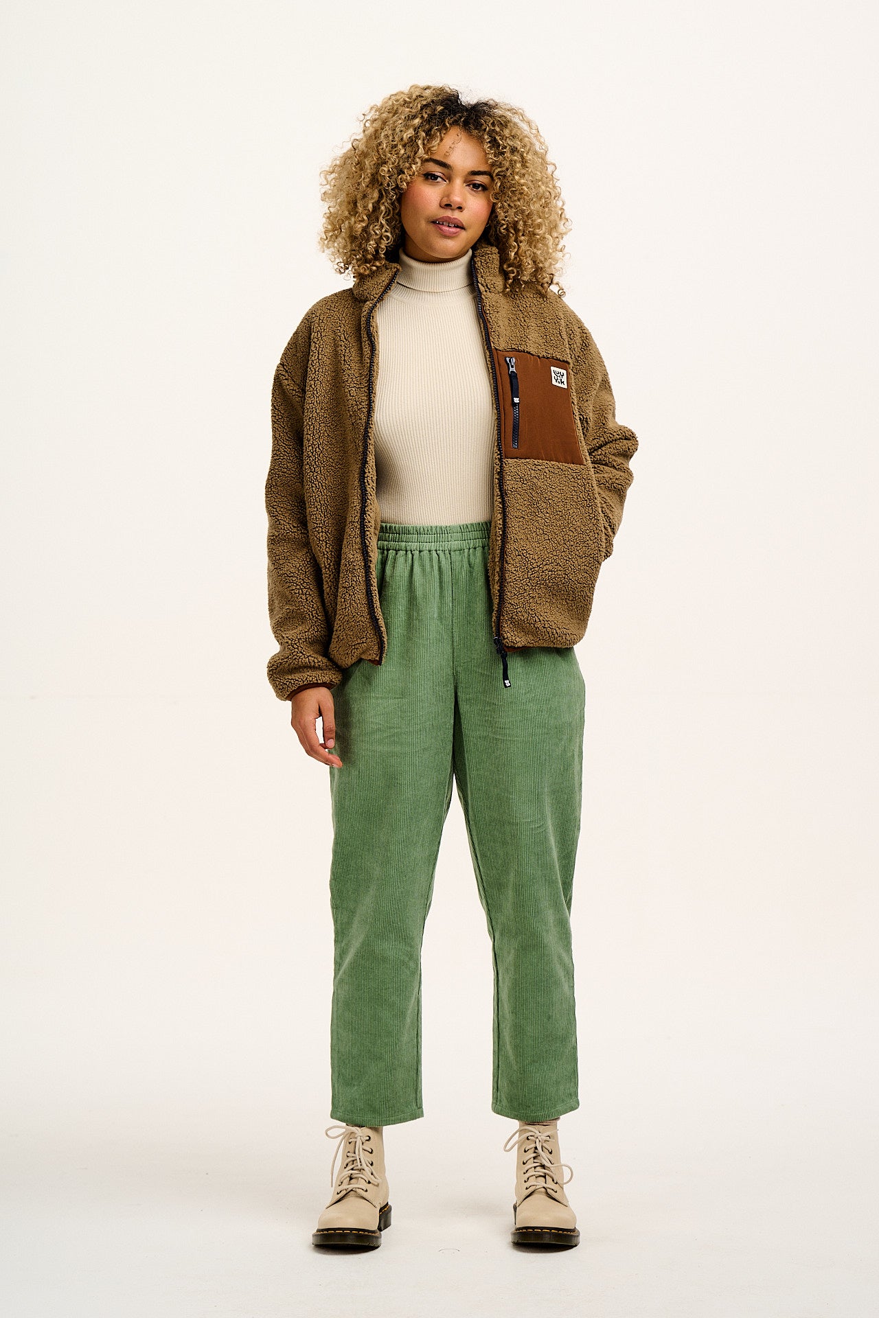 Billie - Corduroy Trousers in Green Bay