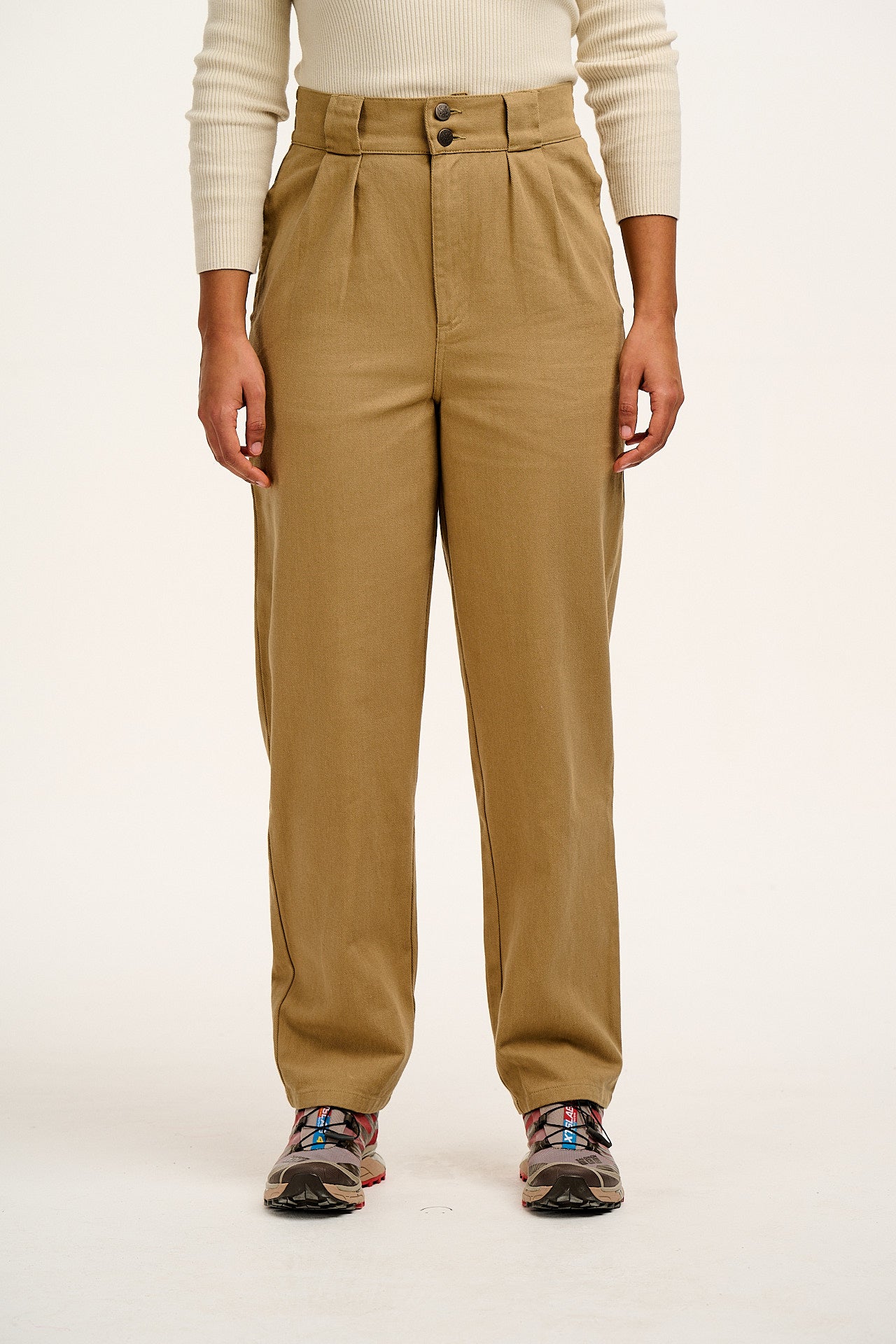 Addison - Tapered Twill Trousers in Vintage Tan