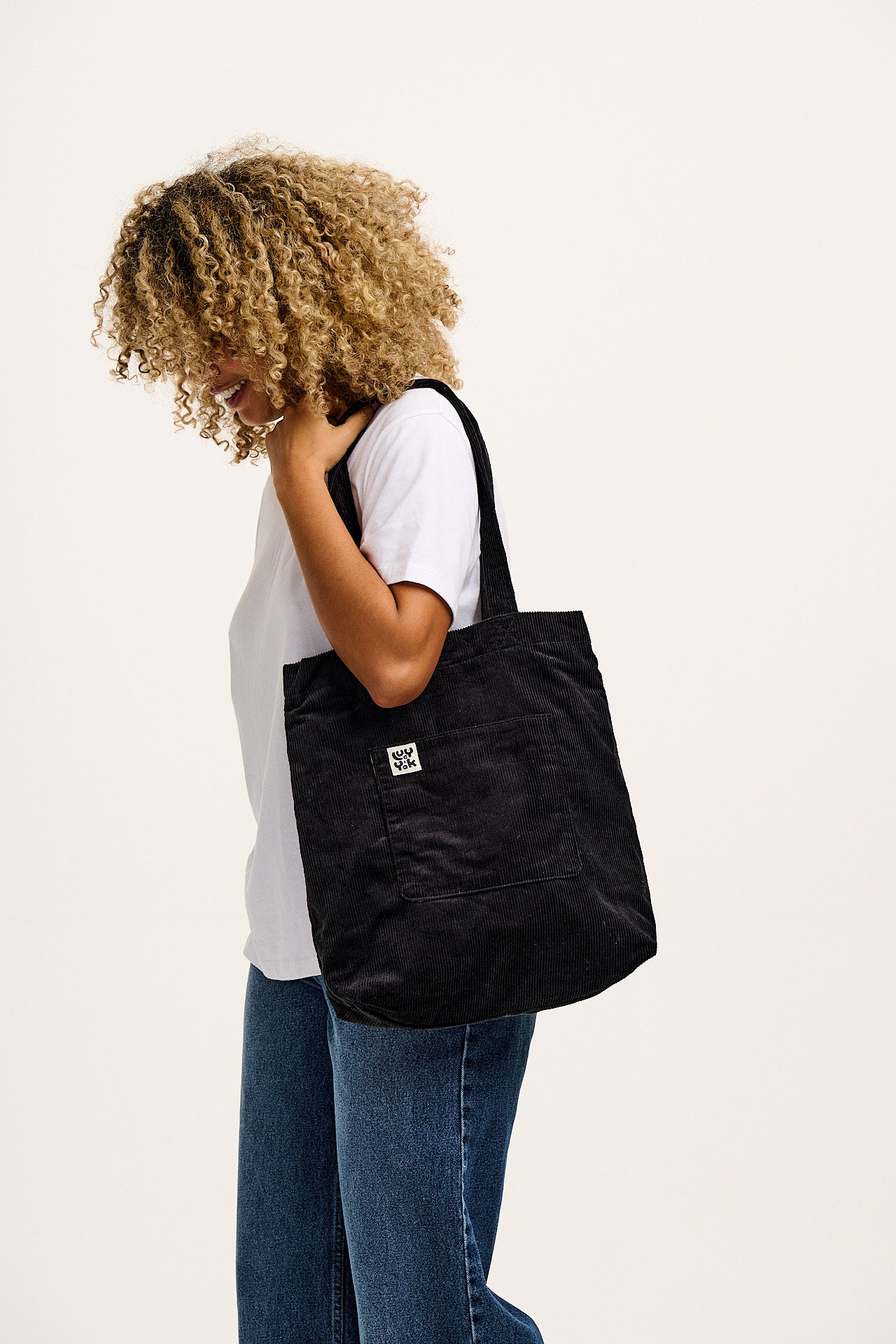 Felix - Corduroy Tote Bag in Black