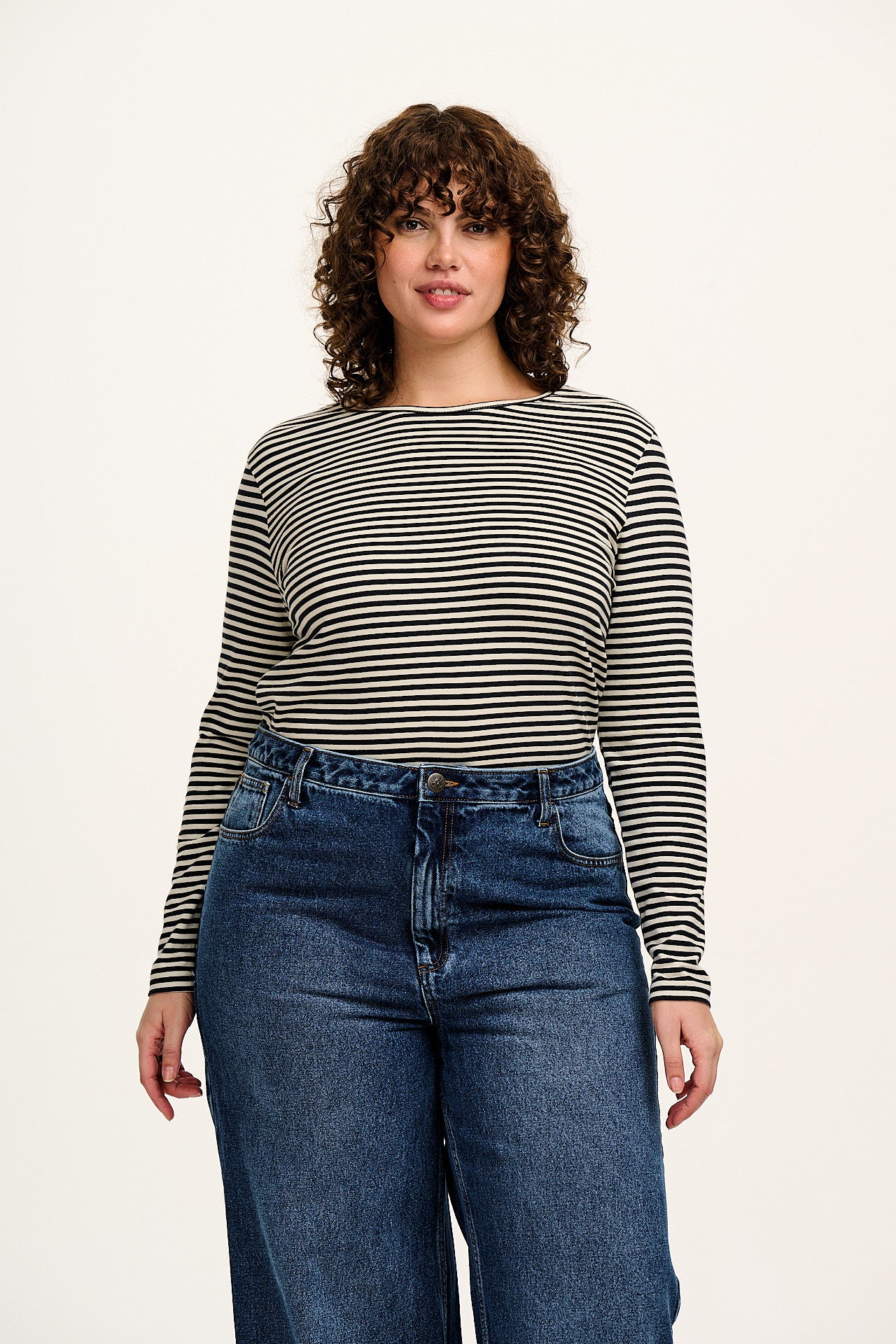 Rey - Long Sleeve Cotton Top in Black & White Stripe