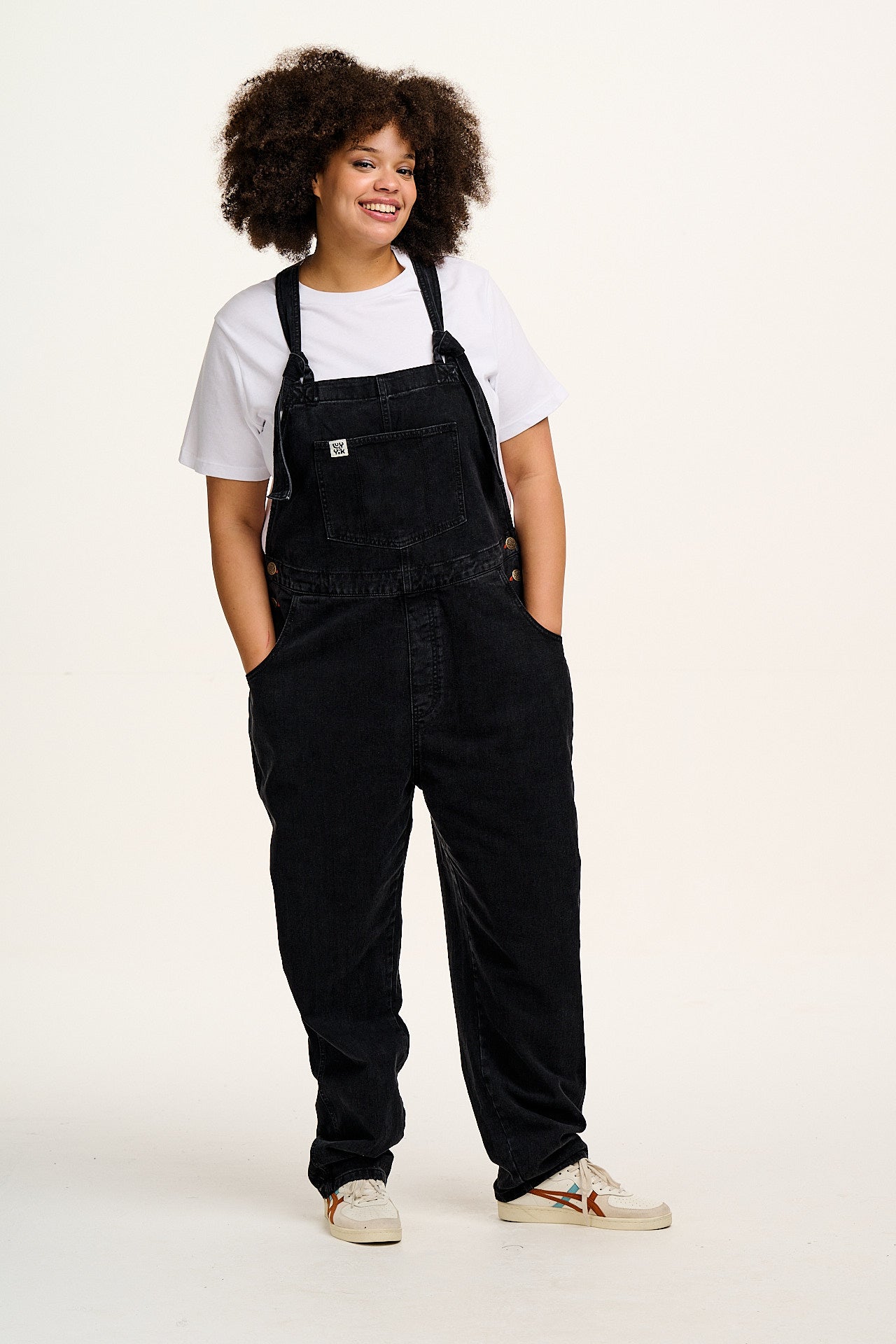 Reuben - Denim Dungarees in Washed Black