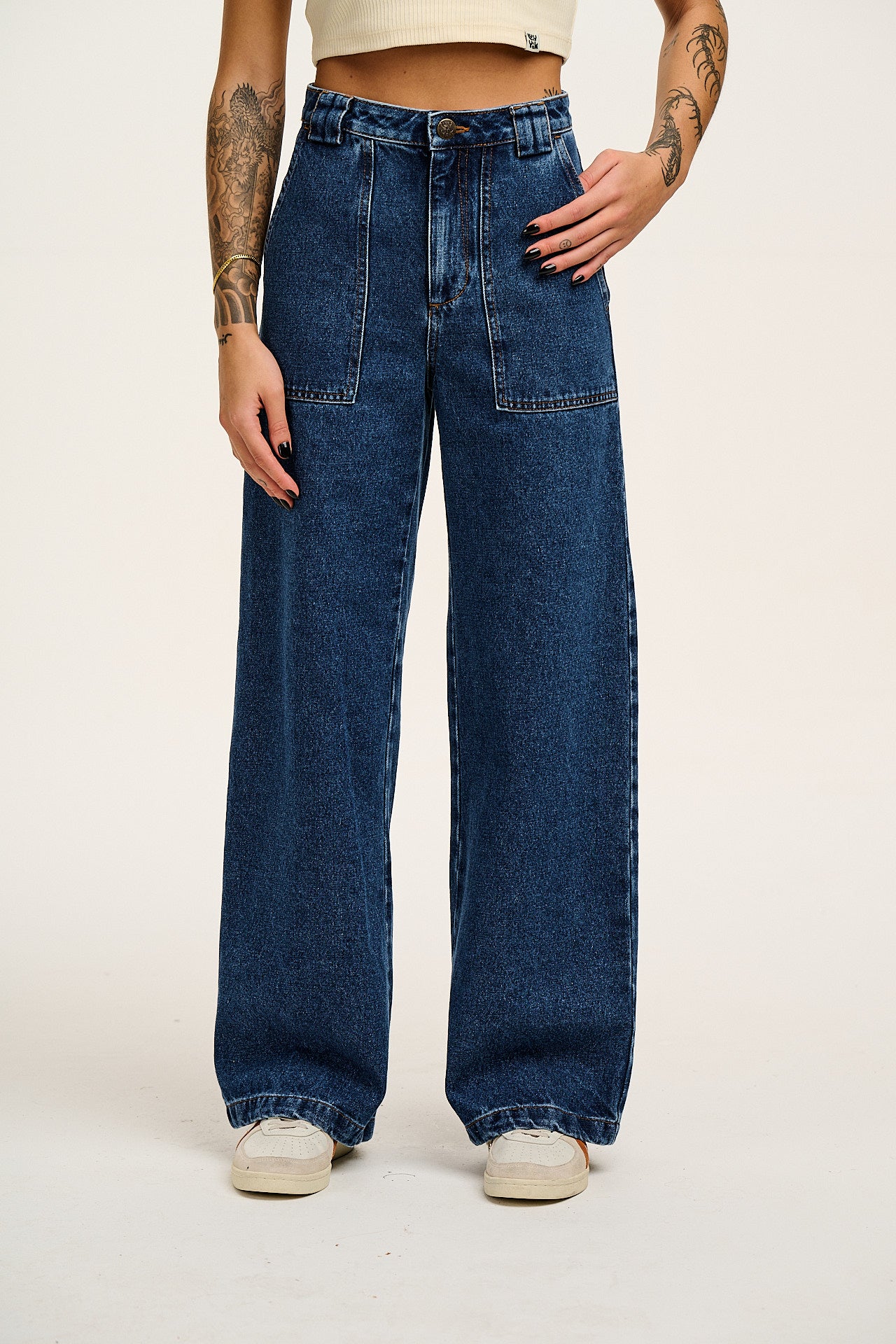 Delores - Wide Leg Denim Jeans in Mid Wash Blue