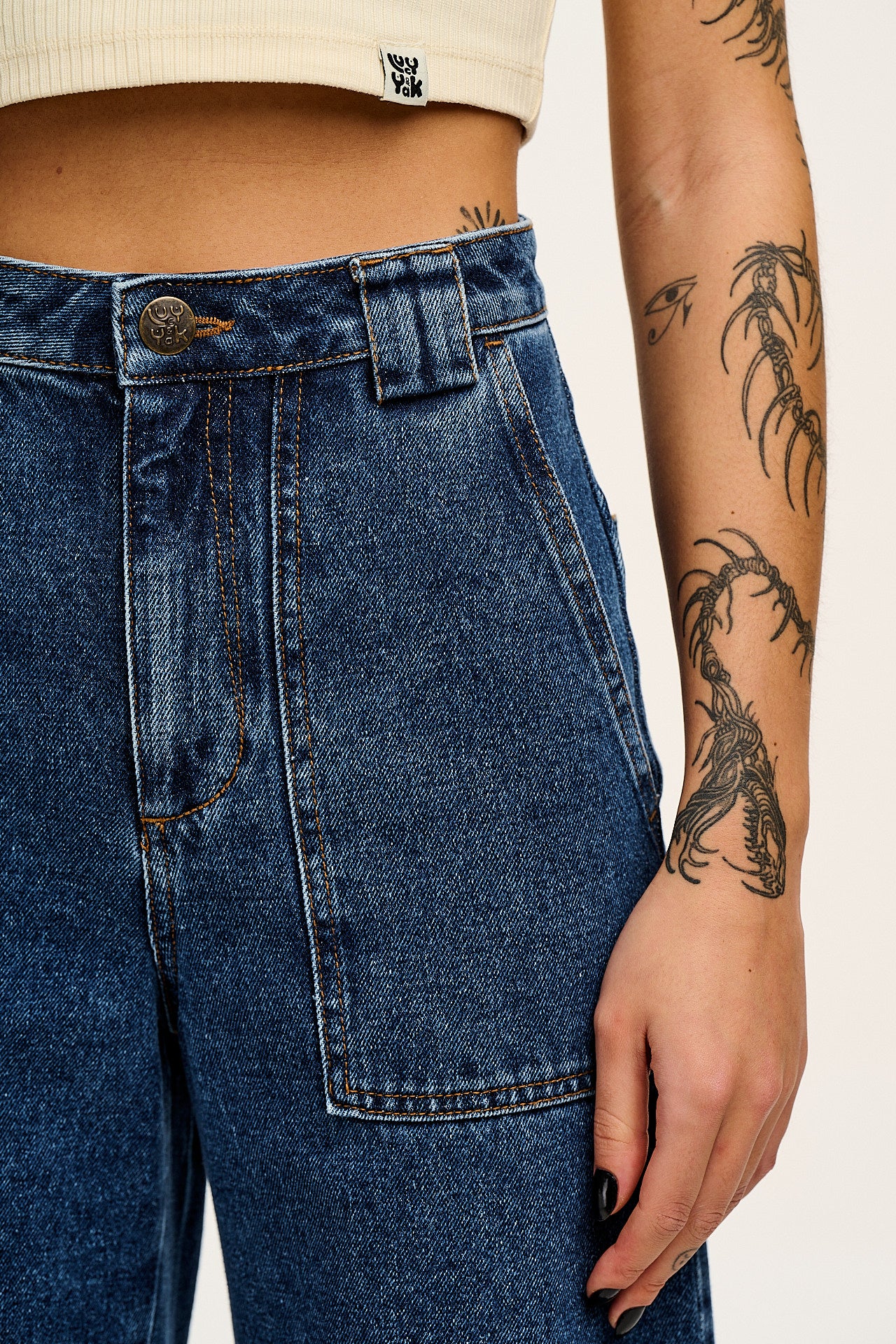 Delores - Wide Leg Denim Jeans in Mid Wash Blue