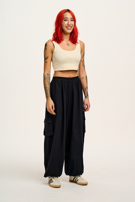 Rumi - Brushed Cotton Balloon Trousers in Black