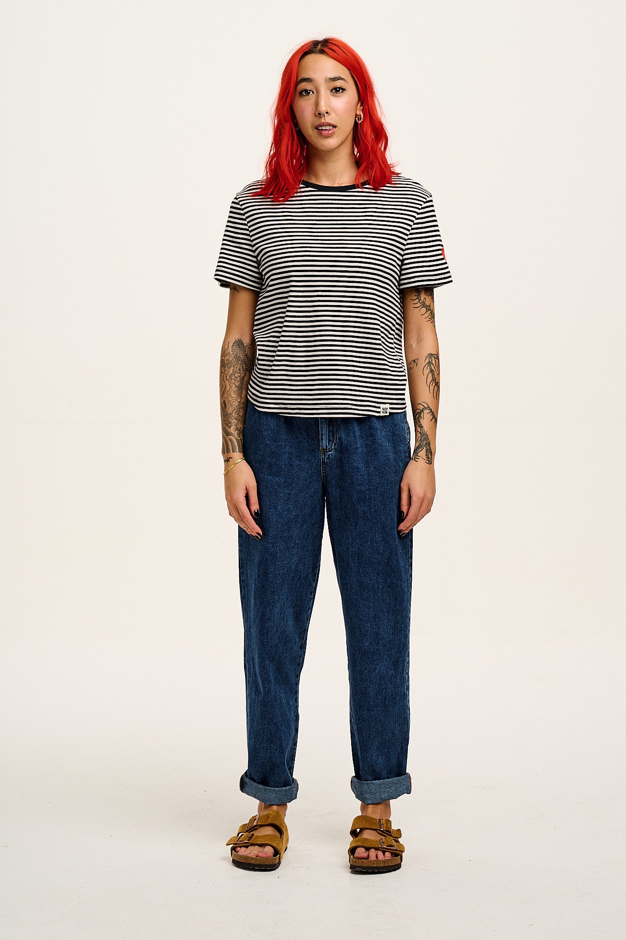 Addison - Tapered Denim Jeans in Mid Wash Blue