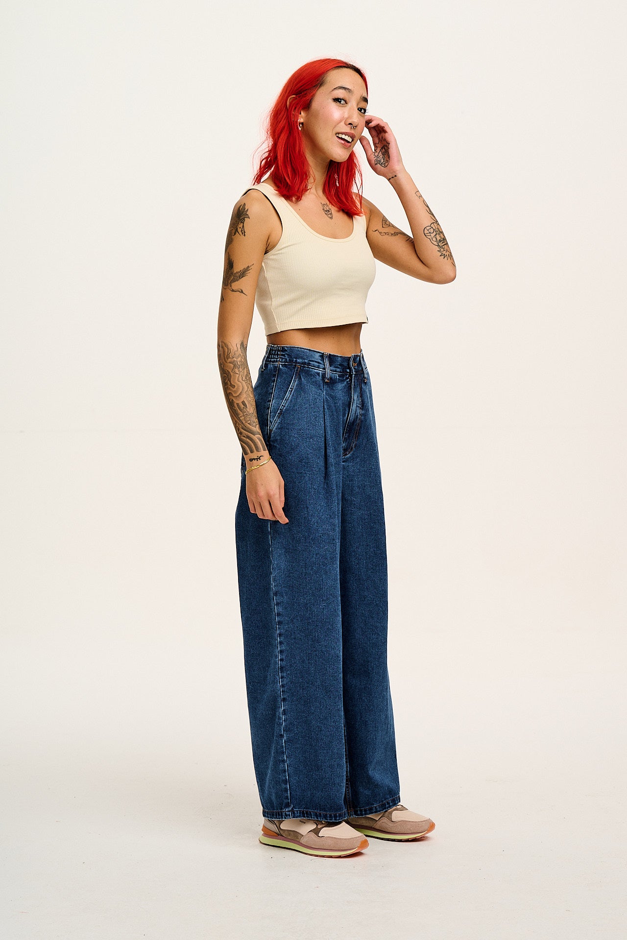 Cole - Baggy Wide Leg Denim Jeans in Mid Wash Blue