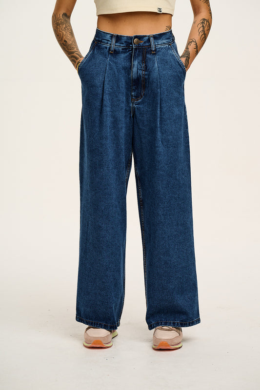 Cole - Baggy Wide Leg Denim Jeans in Mid Wash Blue