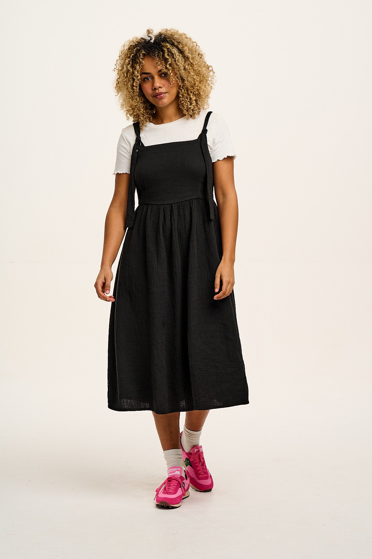 Faye - Midi Cotton Gauze Dress in Black