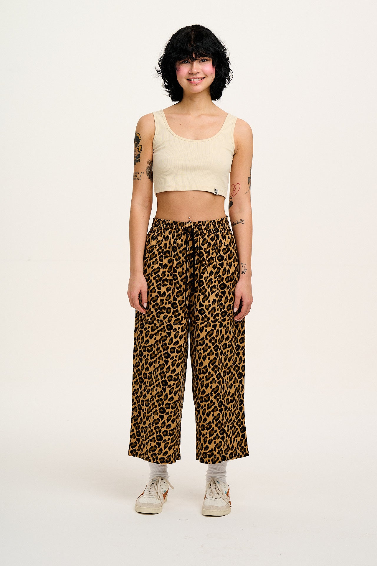 Chuck - Wide Leg Cotton Trousers in Leopard Print