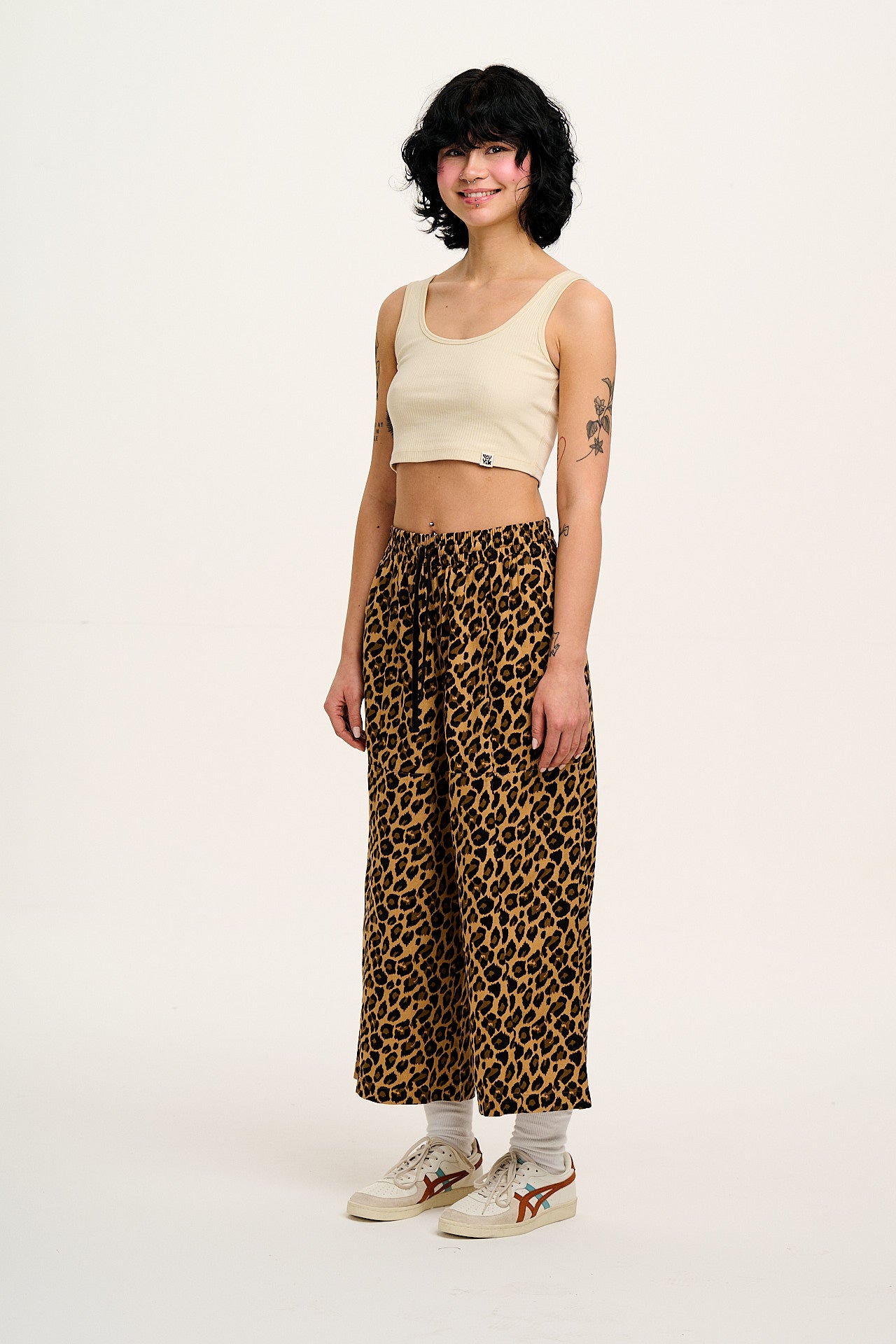 Chuck - Wide Leg Cotton Trousers in Leopard Print