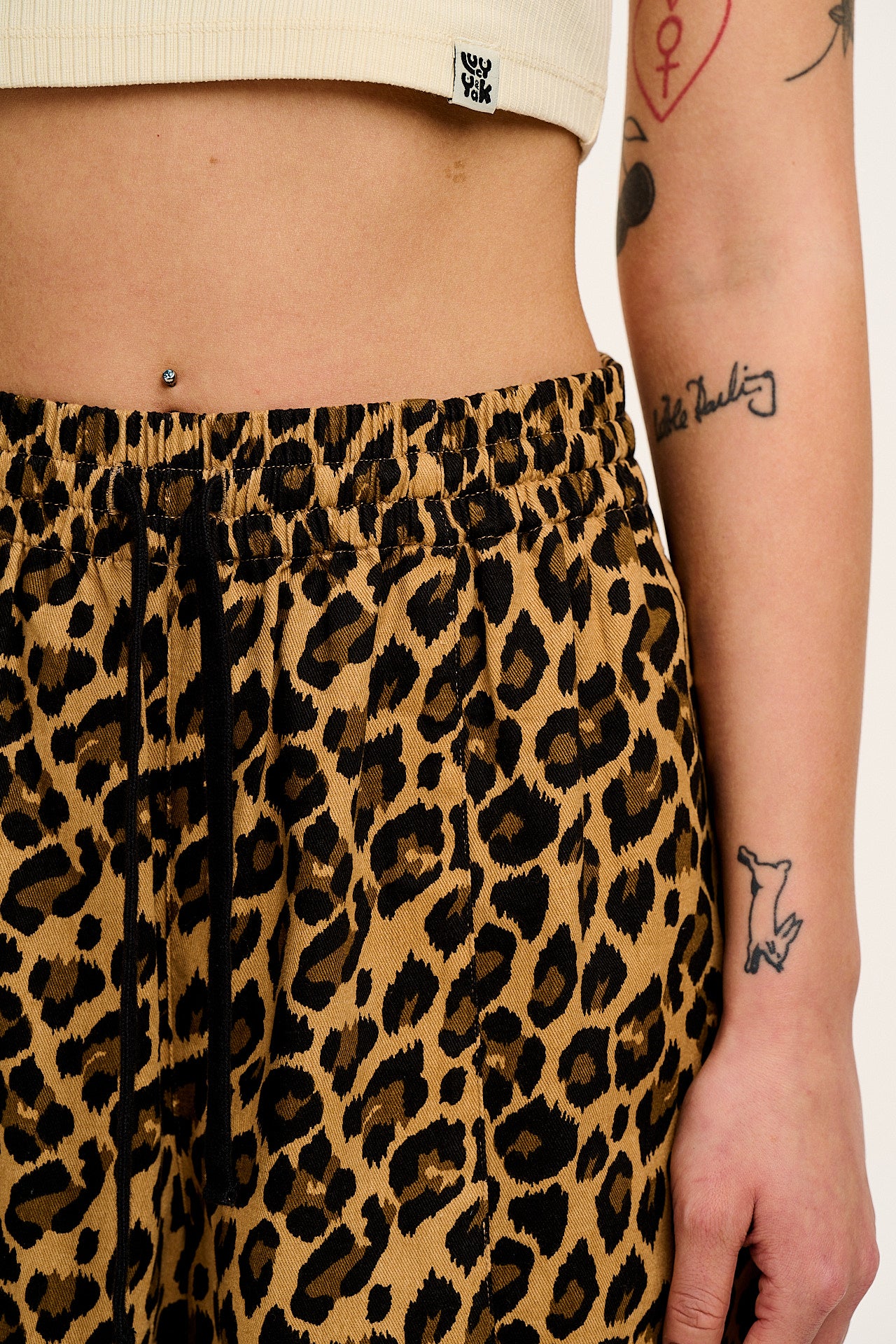 Chuck - Wide Leg Cotton Trousers in Leopard Print