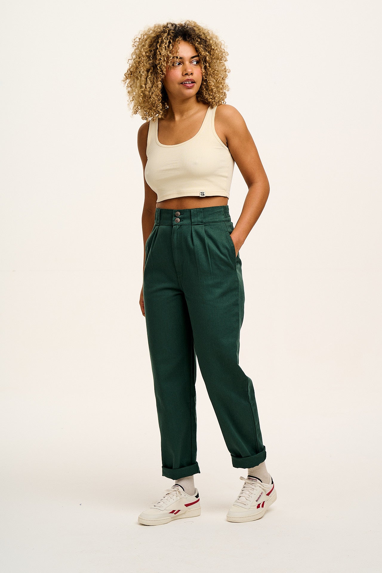 Addison - Tapered Twill Trousers in Posy Green