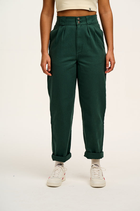 Addison - Tapered Twill Trousers in Posy Green