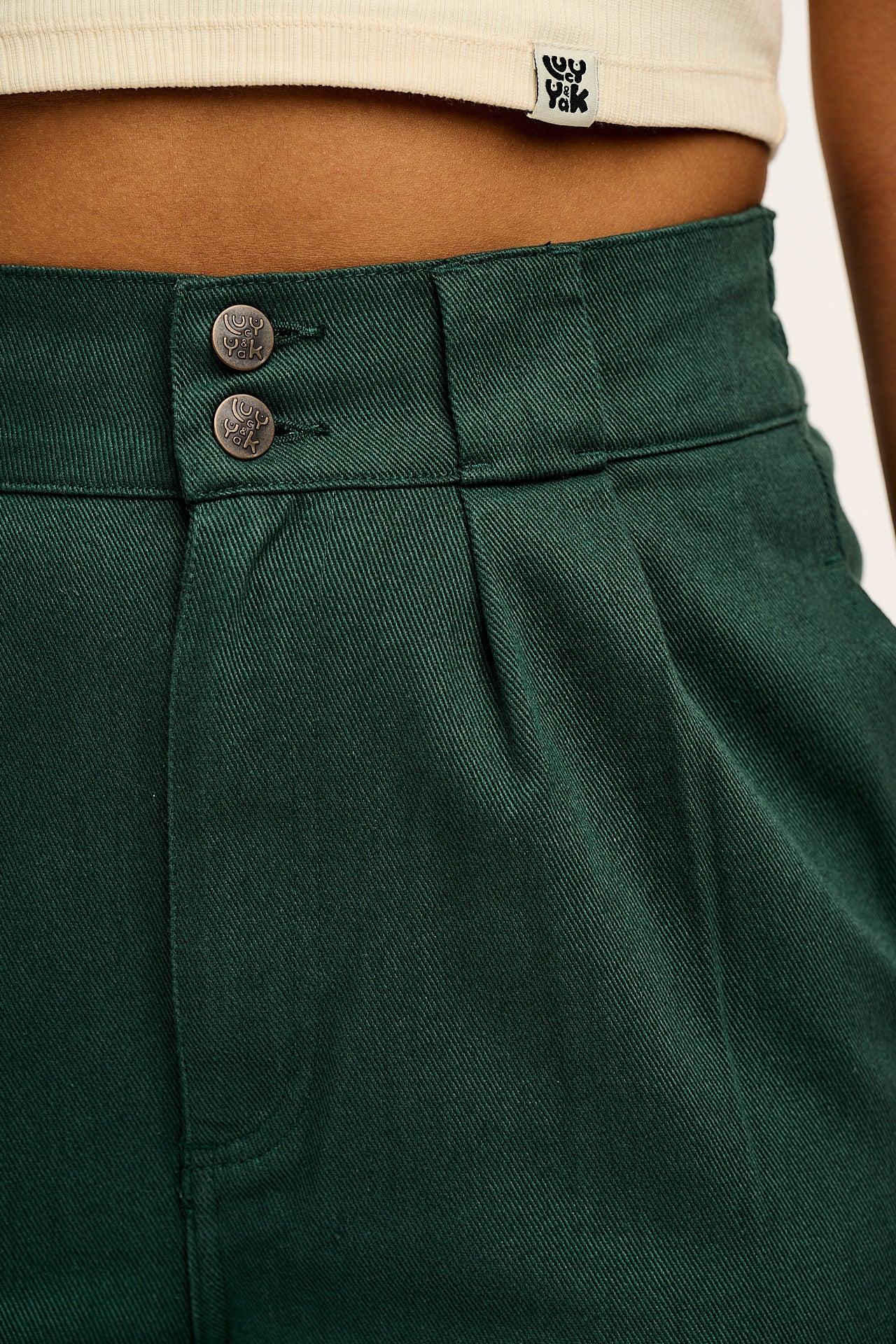 Addison - Tapered Twill Trousers in Posy Green