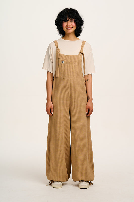 Ali - Slouchy Waffle Cotton Dungarees in Tan