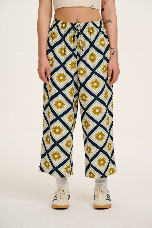 Chuck - Wide Leg Cotton Trousers in Ecru Cosmo Print