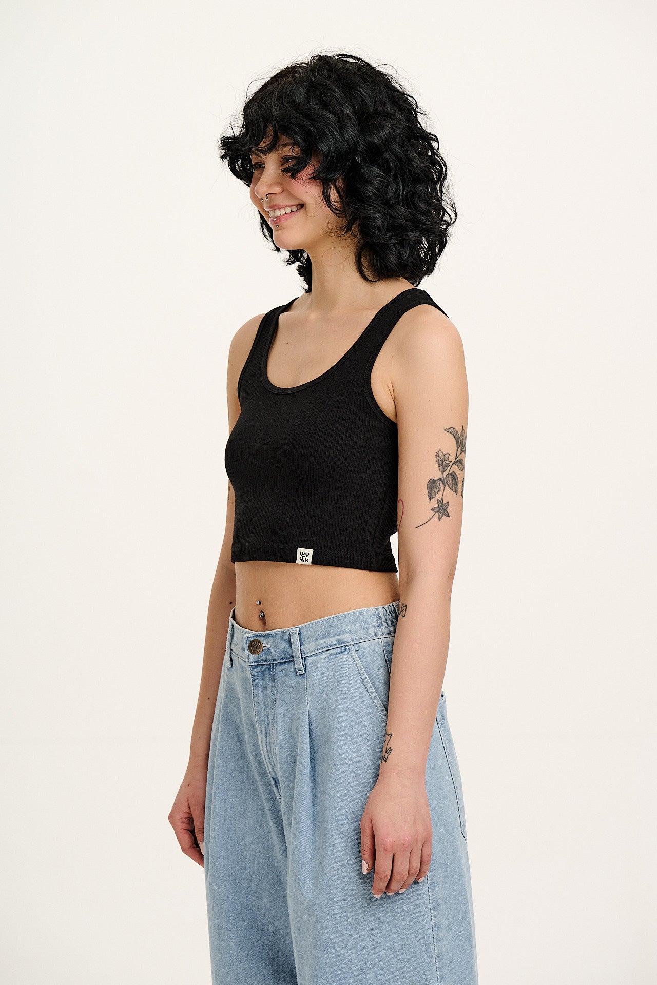 Josy - Vest Top in Black