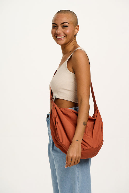 Blaine - Crossbody Bag in Amber Orange