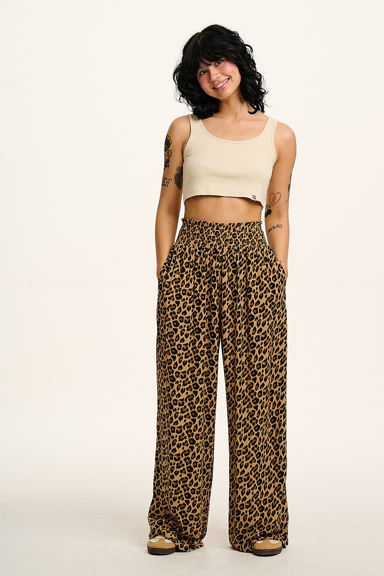 Jody - Trousers in Leopard Print