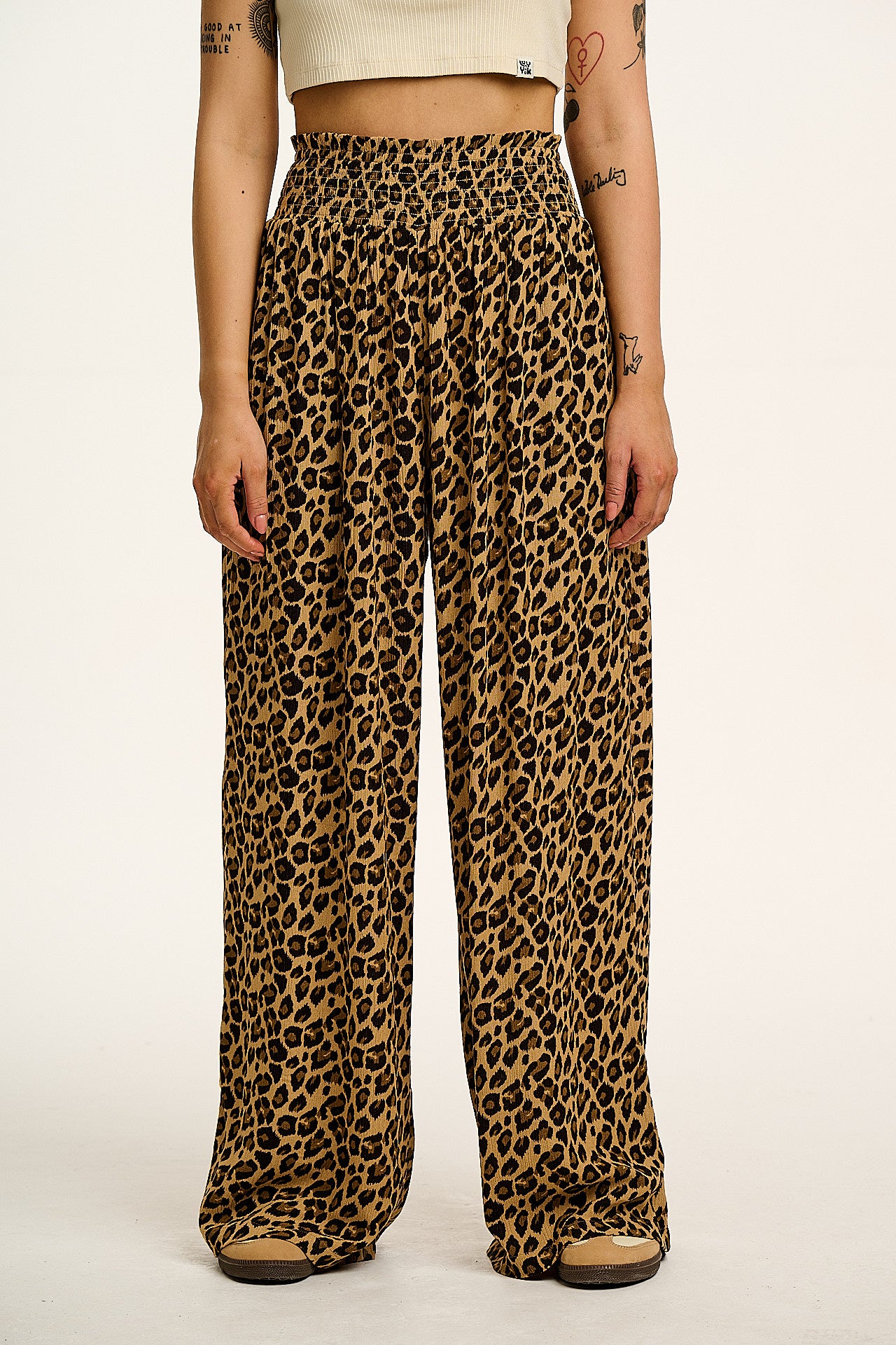 Jody - Trousers in Leopard Print