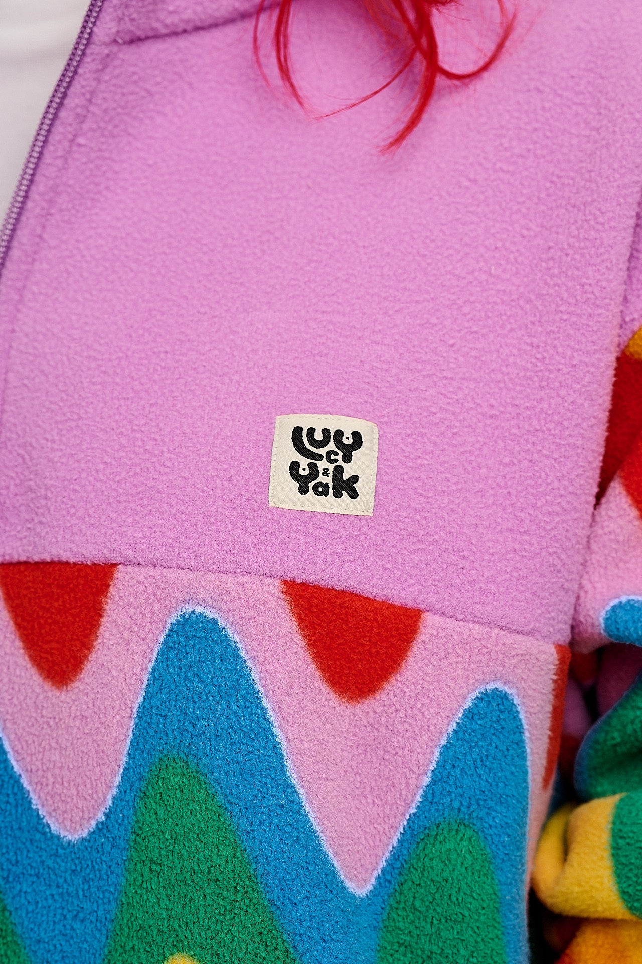 Stevie - Polar Fleece in Wavy Rainbow Print