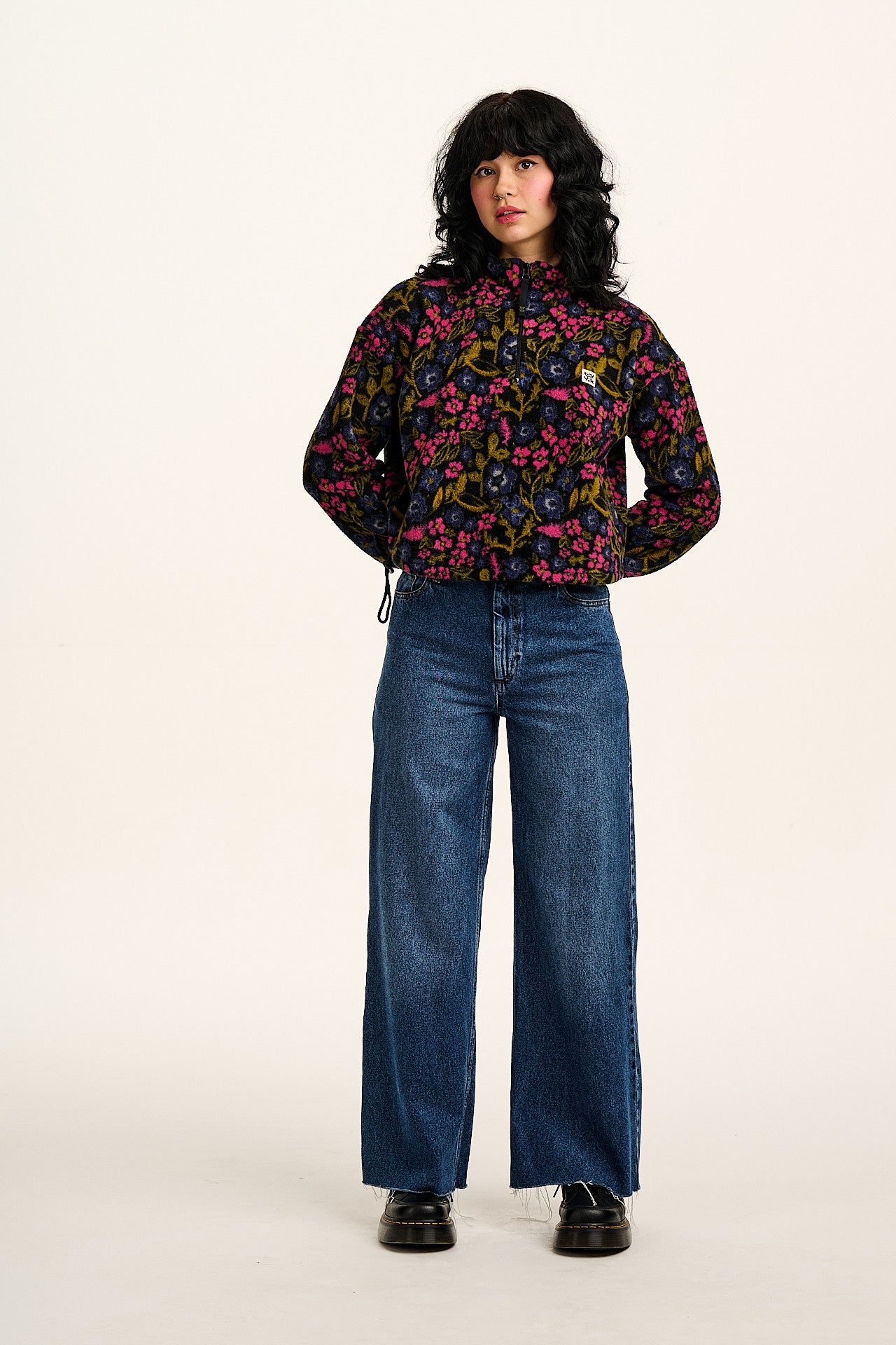 Blake - Cropped Fleece in Grunge Ditsy Floral