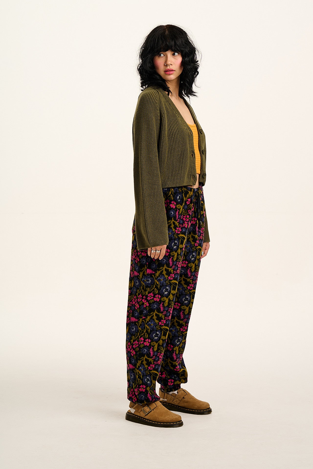 Jamie - Polar Fleece Jogger in Grunge Ditsy Floral Print