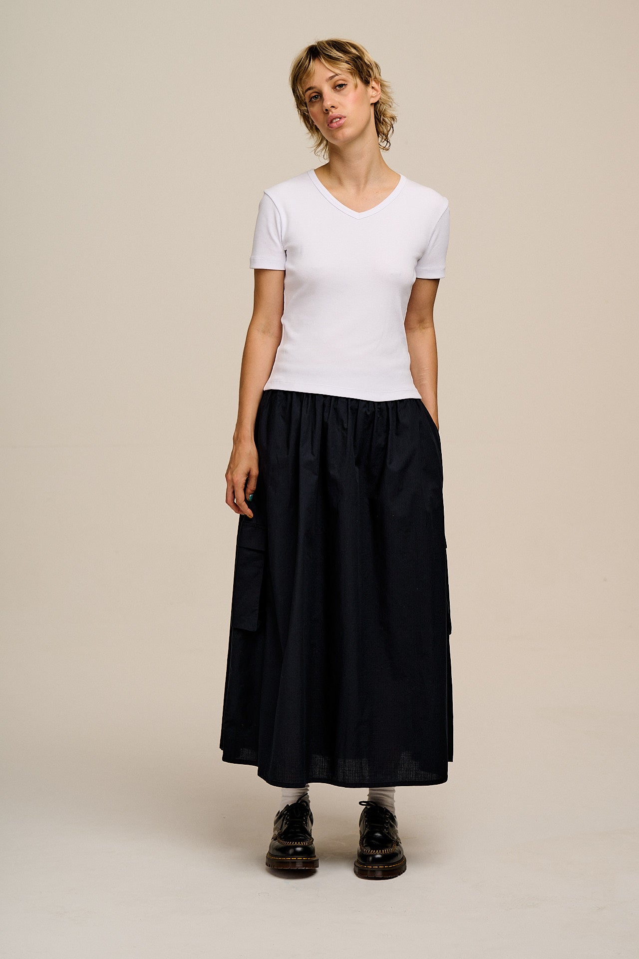 Ivy - Ribbed Cotton V Neck T-Shirt in White