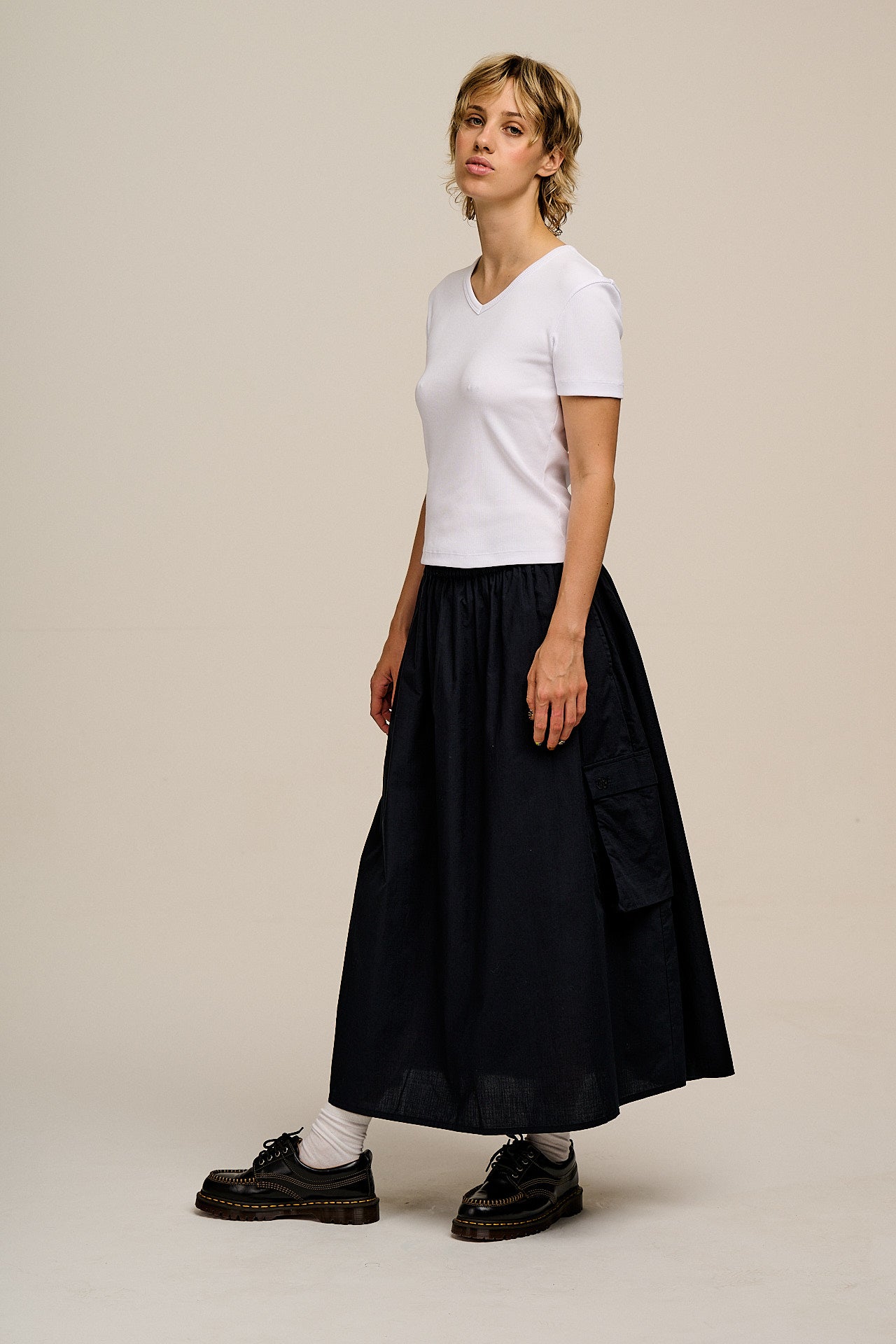 Dakota - Midi Skirt in Black