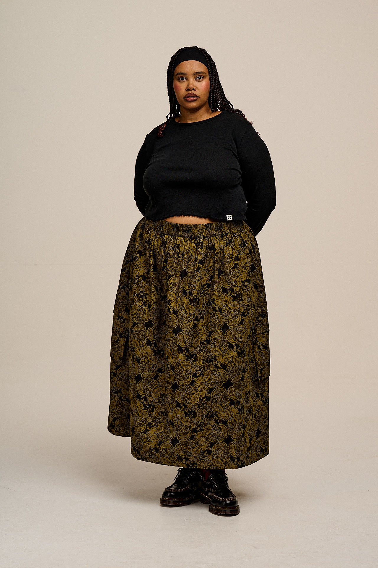 Dakota - Midi Skirt in Grunge Green Paisley Print