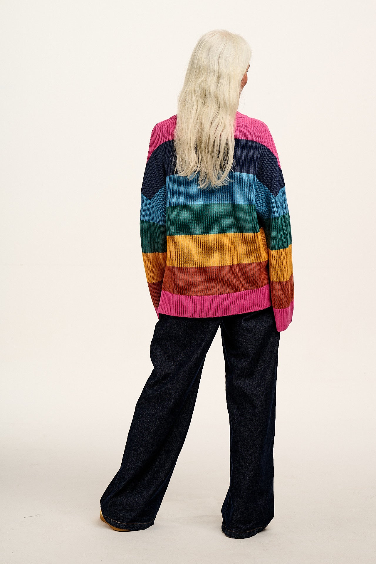 Amari - Oversized Knitted Jumper in Rainbow Stripe
