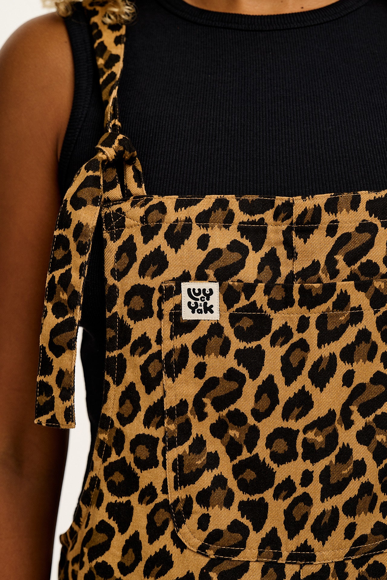 Una - Cotton Dungaree in Leopard Print