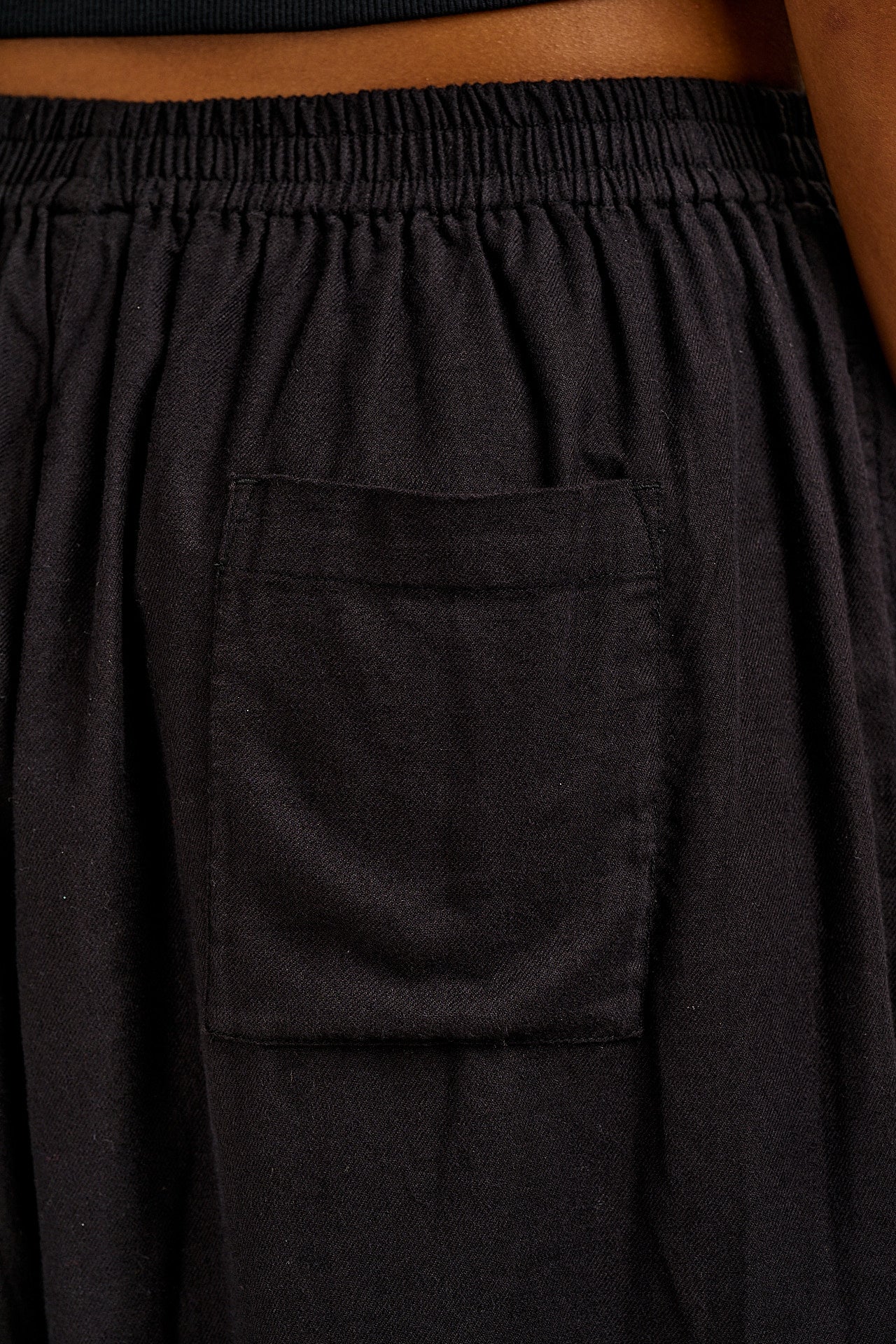 Rumi - Brushed Cotton Barrel Trousers in Black