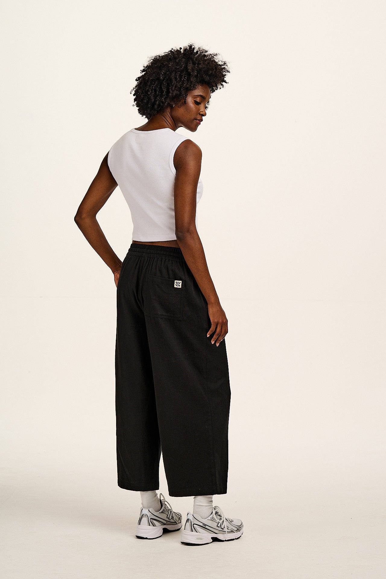 Chuck - Wide Leg Cotton Trousers in Black