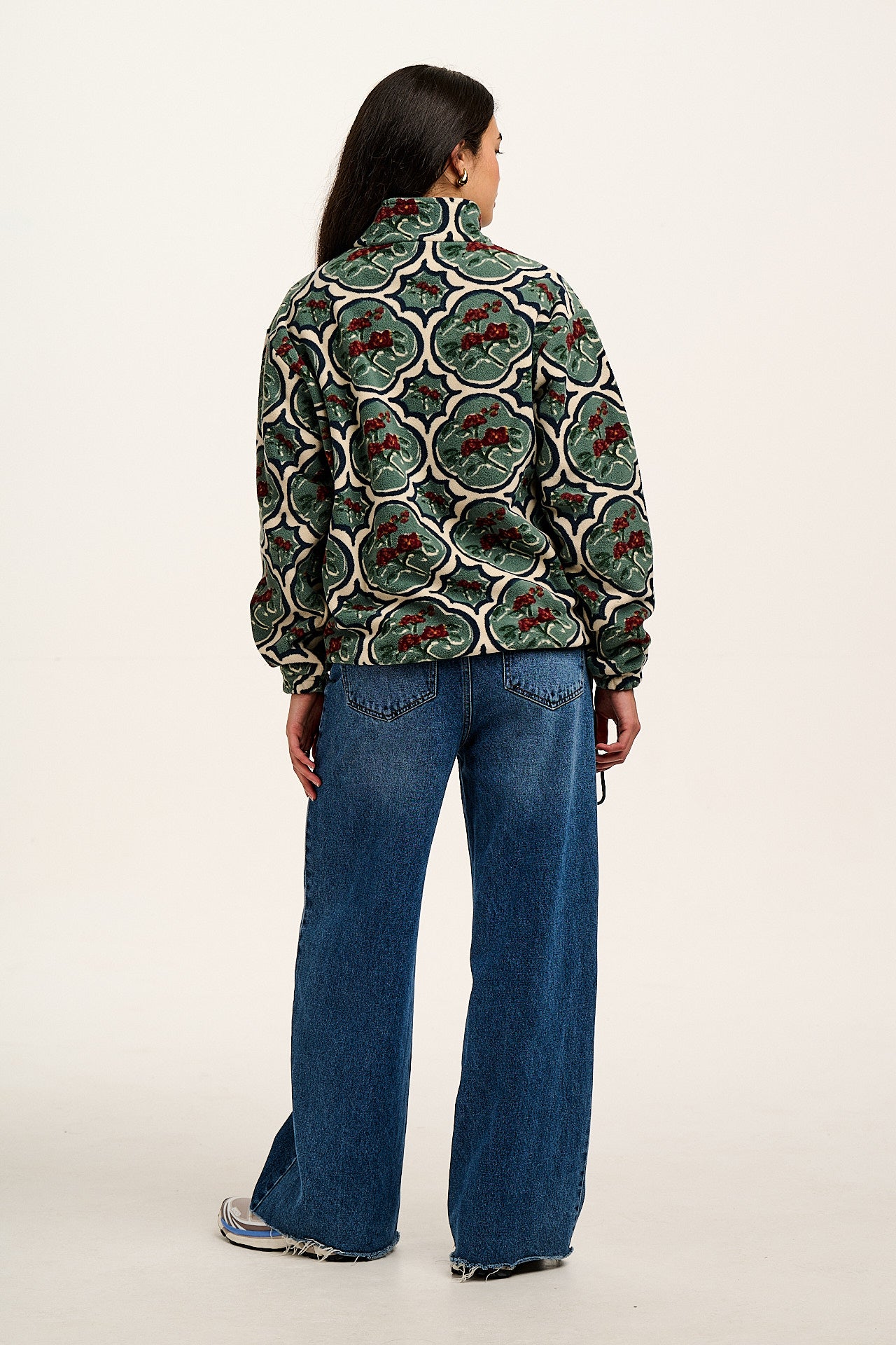 Stevie - Polar Fleece in Green Floral