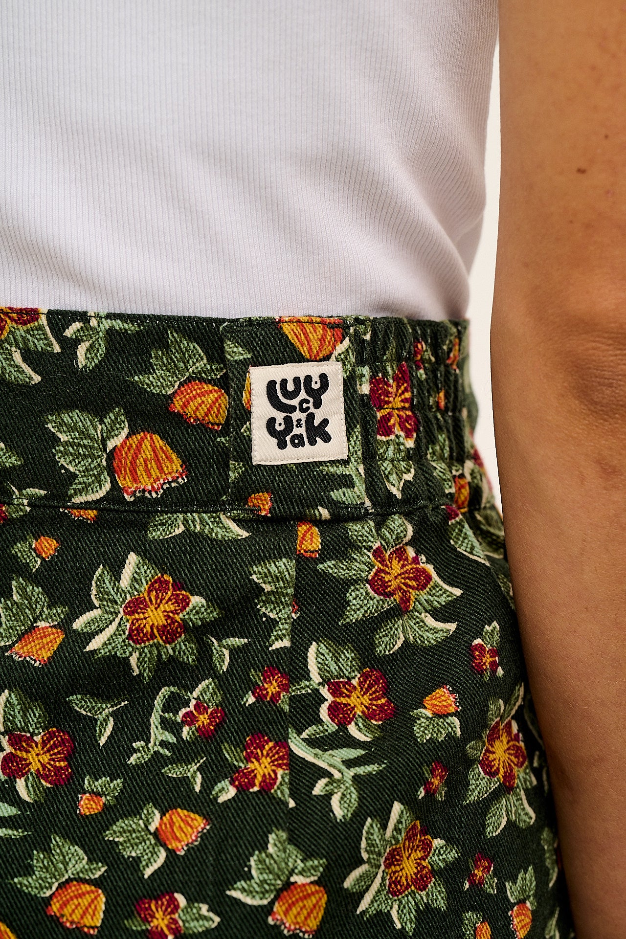 Addison - Cotton Jeans in Green Floral Print