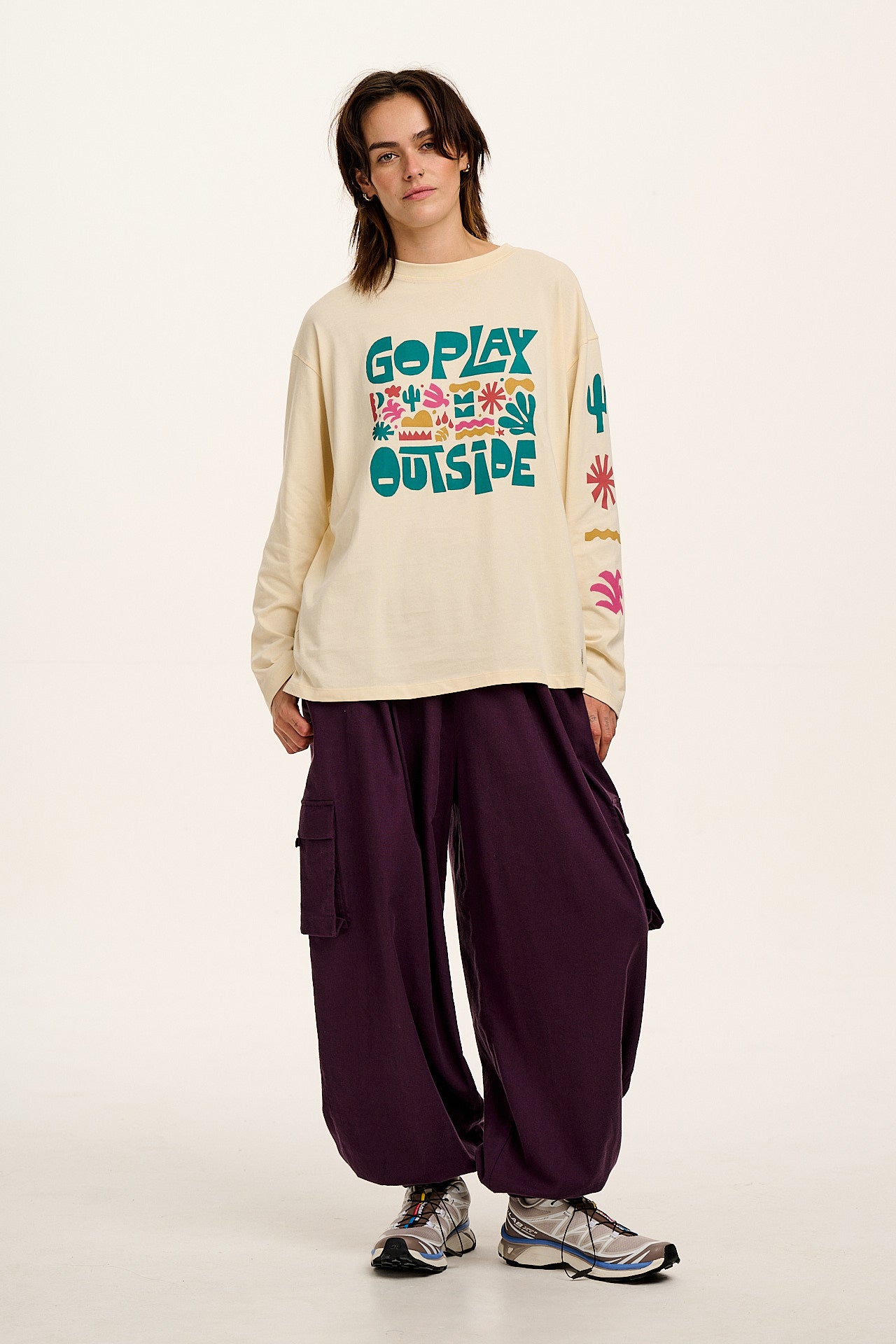 Murat - Long Sleeve Lightweight Cotton T-Shirt in Go Outside Print