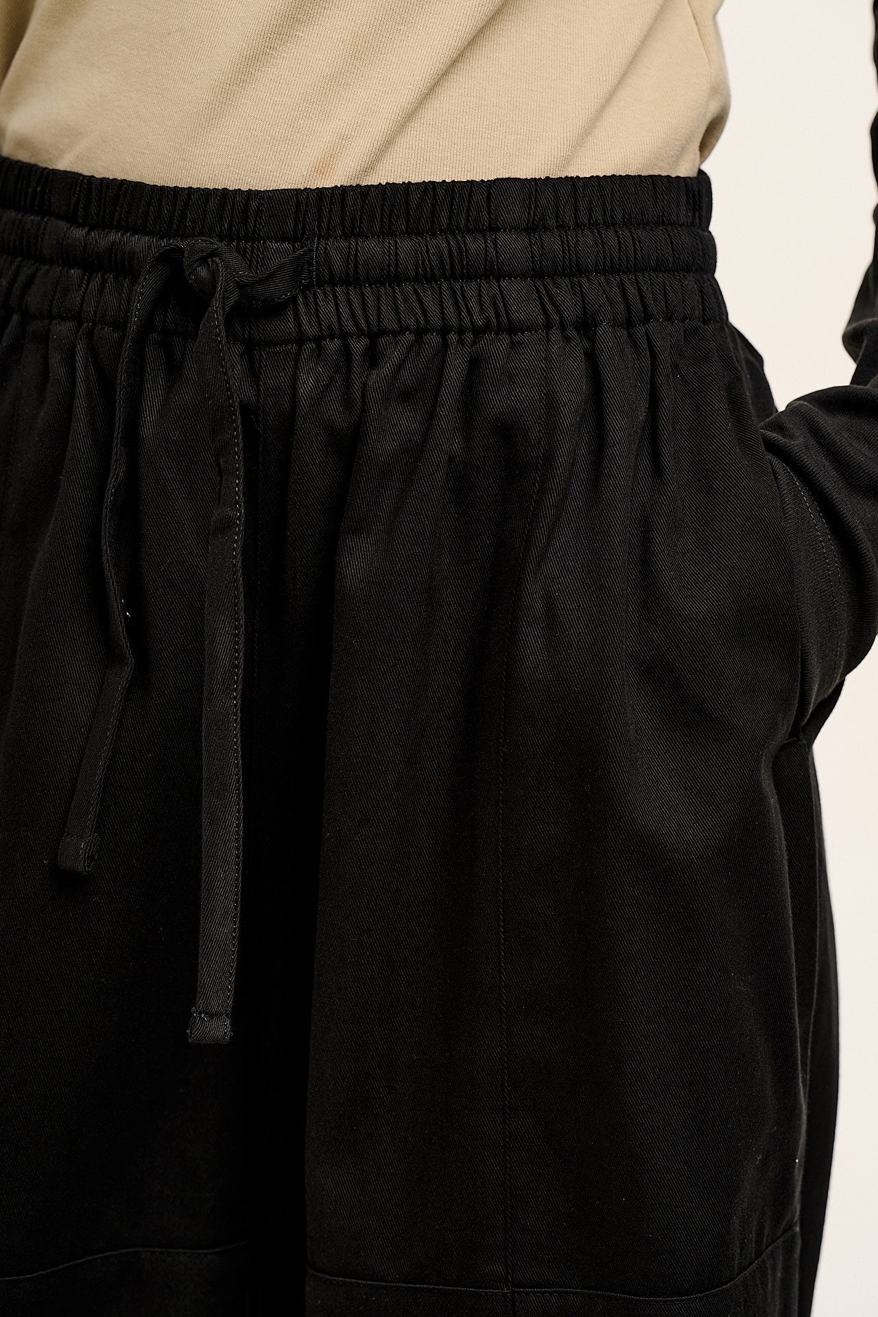 Chuck - Wide Leg Cotton Trousers in Black