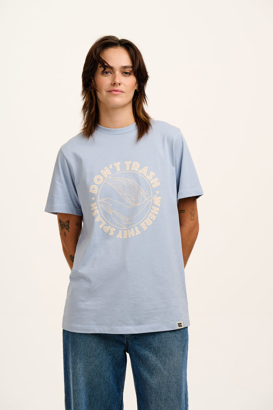 Denver - Cotton T-Shirt in Blue Whale Splash Print