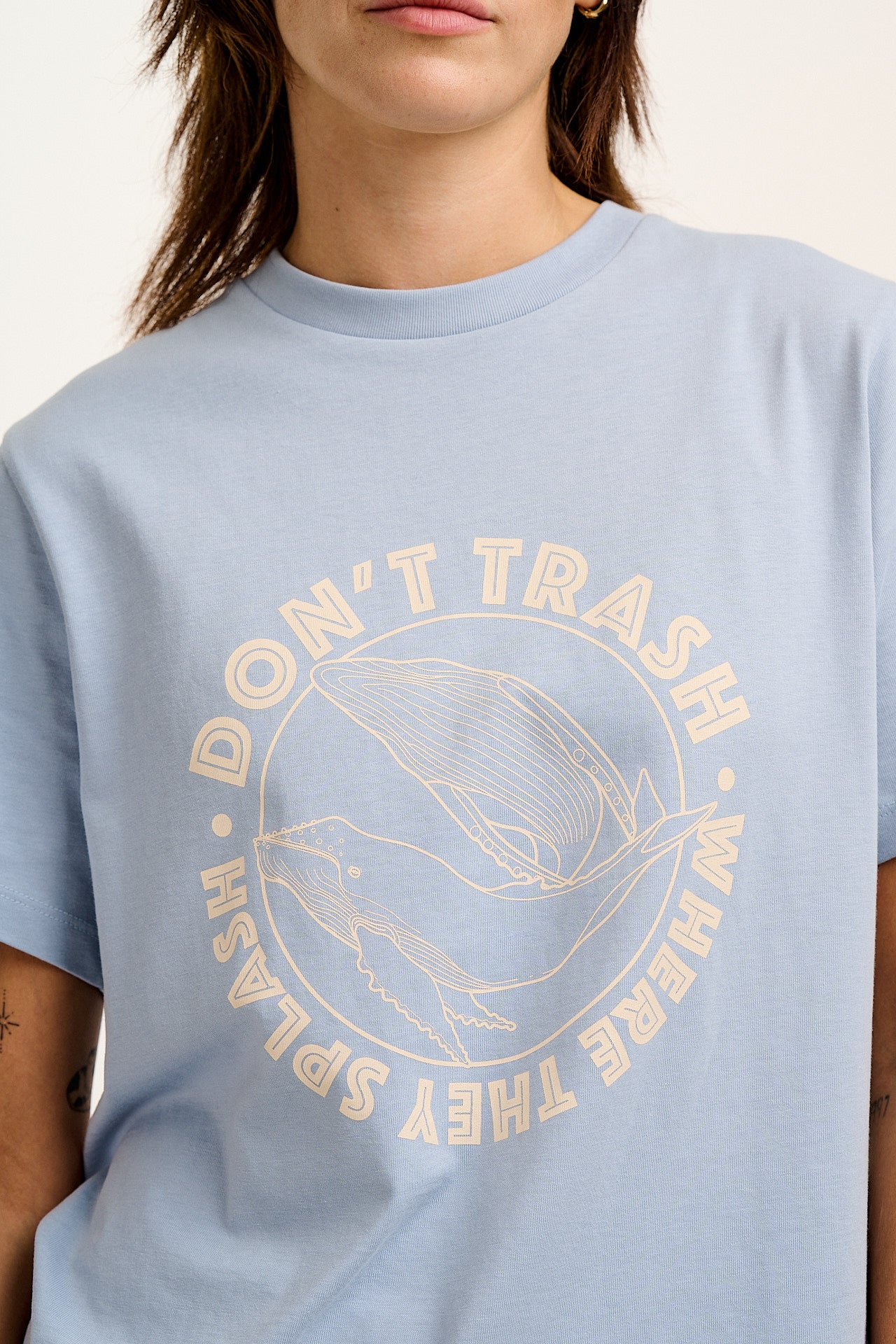 Denver - Cotton T-Shirt in Blue Whale Splash Print