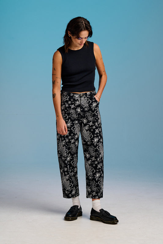 Drew - Cropped Straight Leg Cotton Trousers in Koi Print