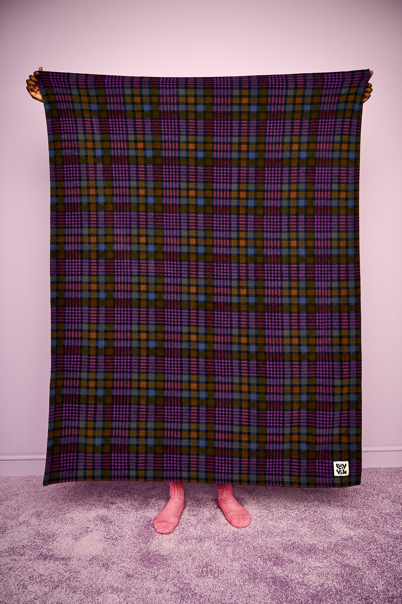 Braor - Polar Fleece Blanket in Purple Grunge Check